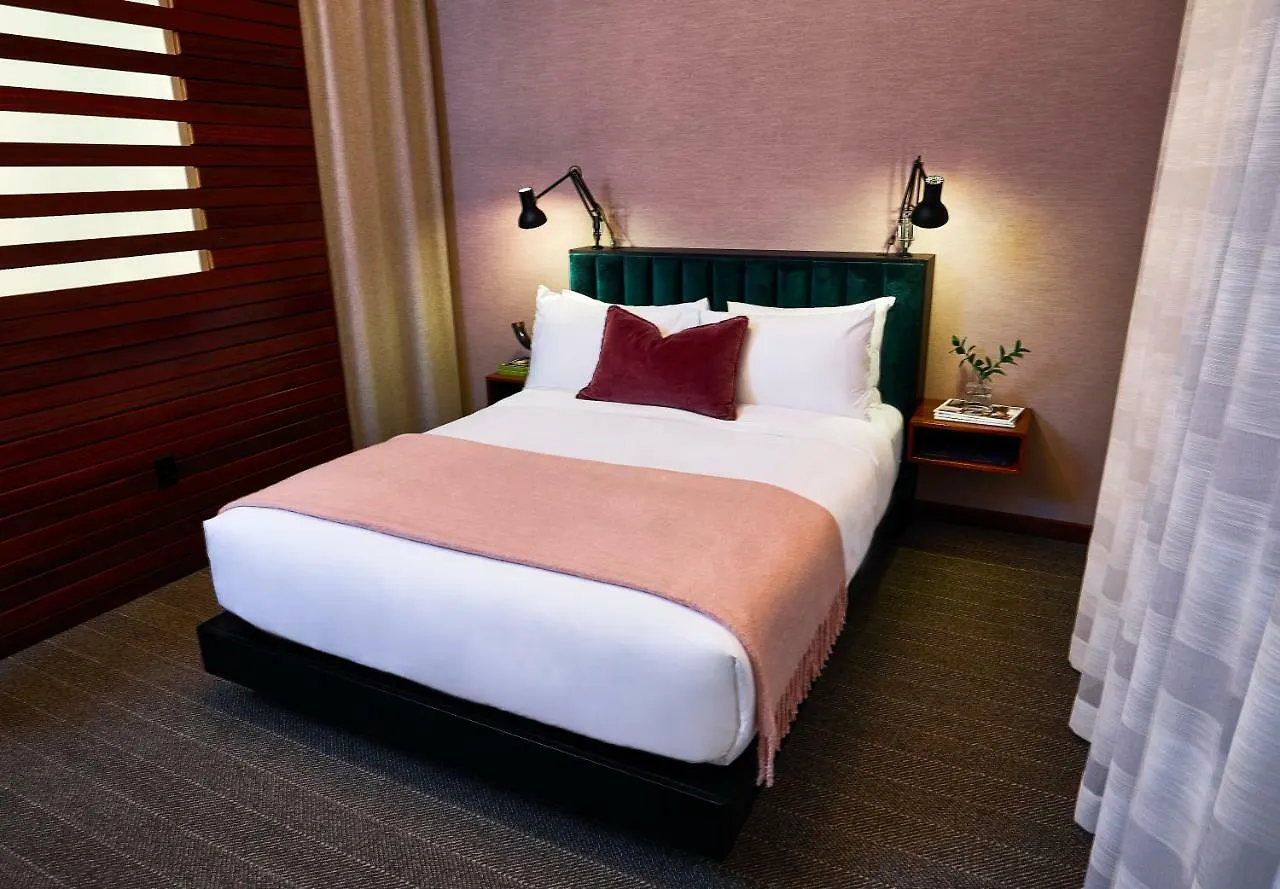 Fairlane Hotel Nashville, By Oliver
